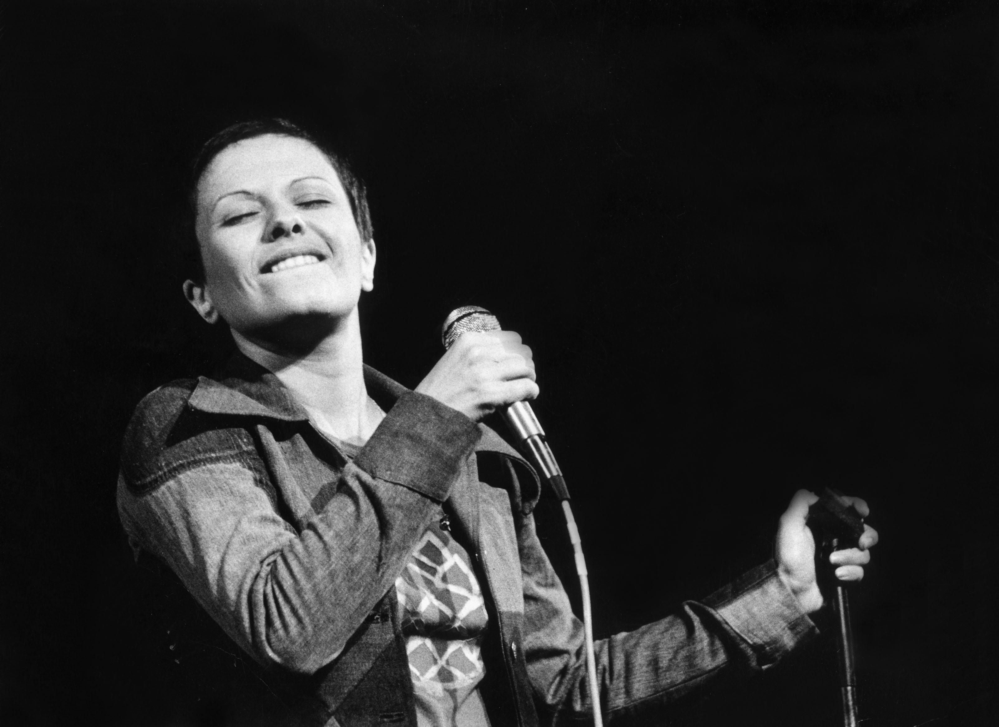 IA COVER) ELIS REGINA - COISAS QUE EU SEI #elisregina #iacover 