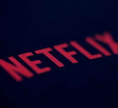 Netflix ganha quase 6 milhões de assinantes após taxa para o