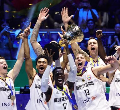 Vídeo: Franca é campeão mundial de basquete com cesta no último