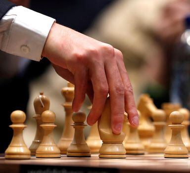 Brasileiro já venceu jogador de xadrez acusado de trapacear usando