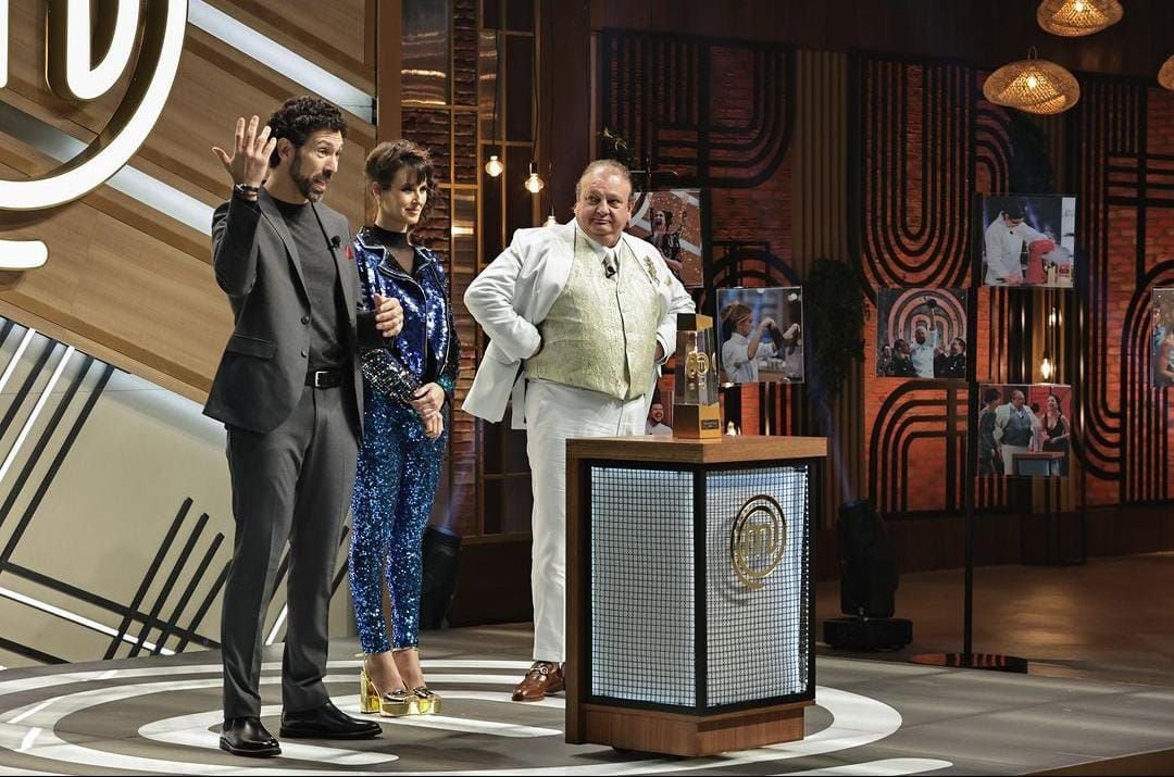 Como assistir ao MasterChef Profissionais de 24 de outubro de 2023 pelo  celular