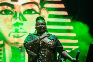 A cantora Margareth Menezes durante apresentação na Virada Cultural 2022, em São Paulo