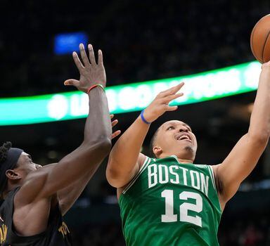 Boston Celtics quebra recorde de cestas de 3 pontos em triunfo