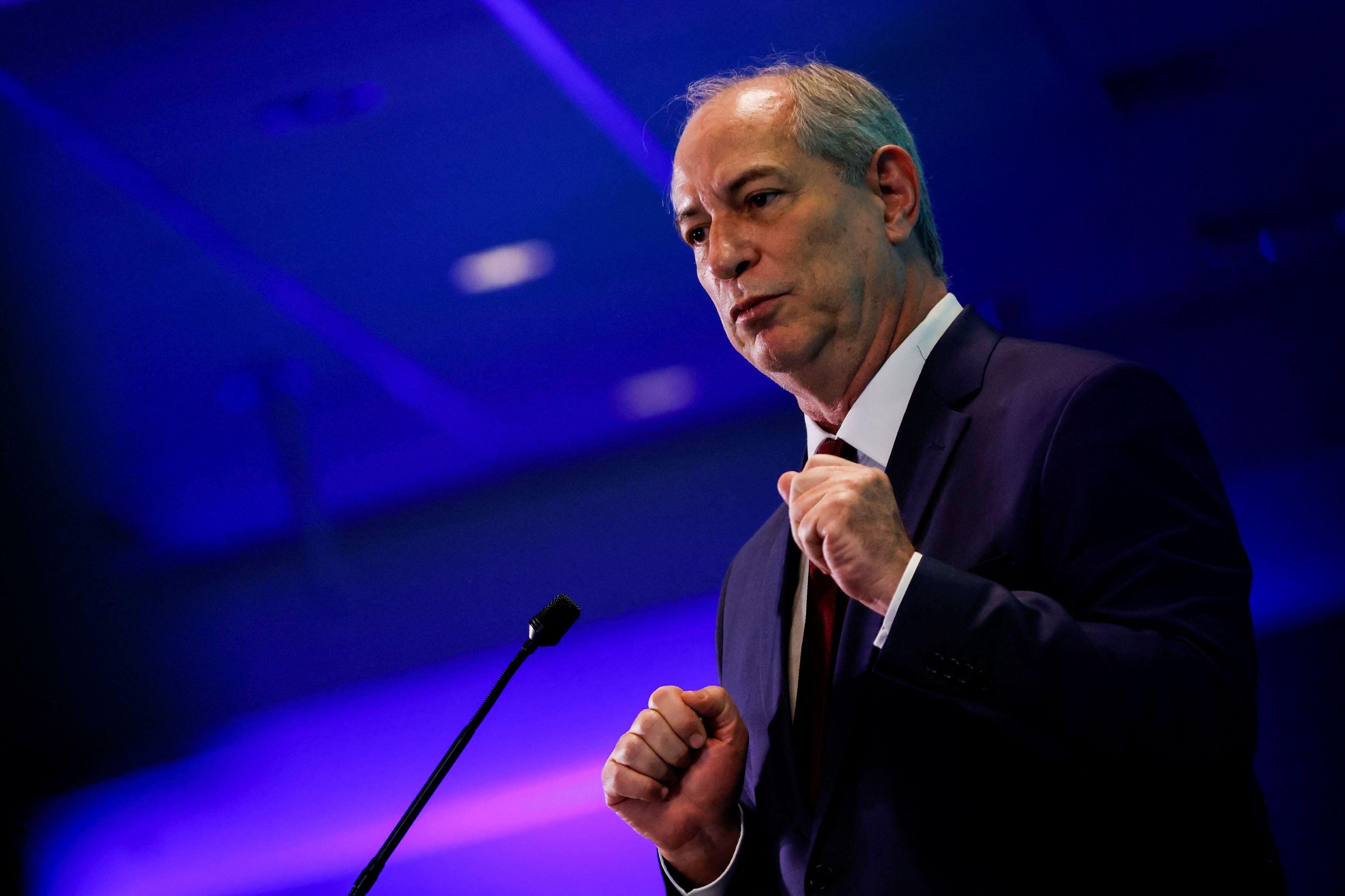 Ciro Gomes defende adiamento de d vida de Estados com Uni o