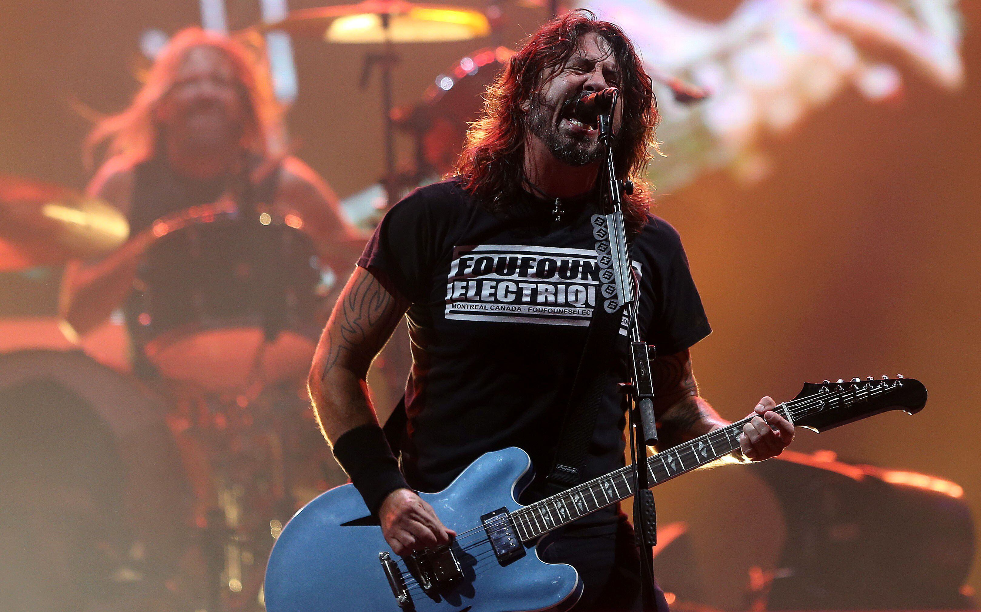 Dave Grohl diz qual é a melhor banda que já abriu para o Foo Fighters