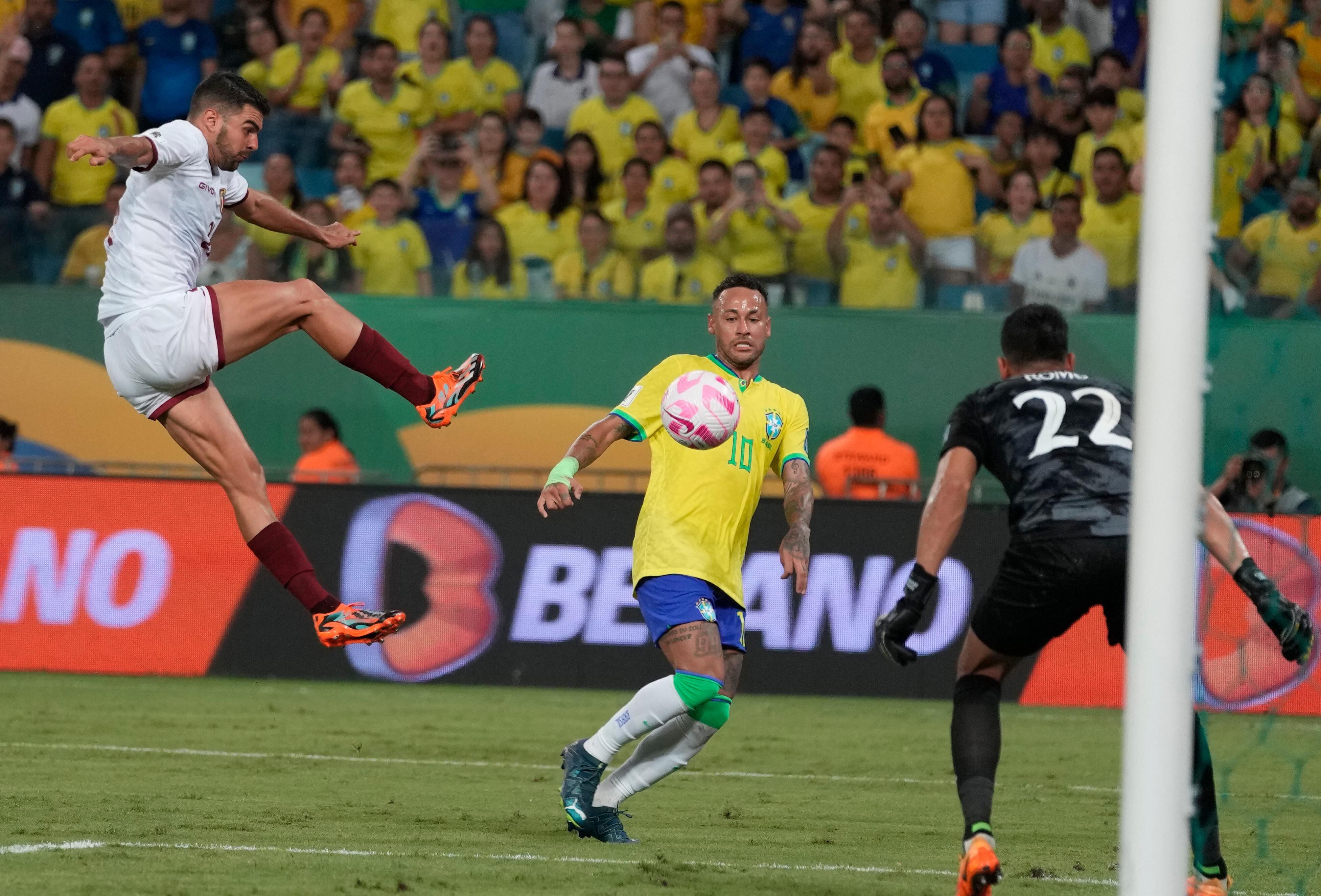 Brasil decepciona, Venezuela busca empate com golaço e impõe 1º