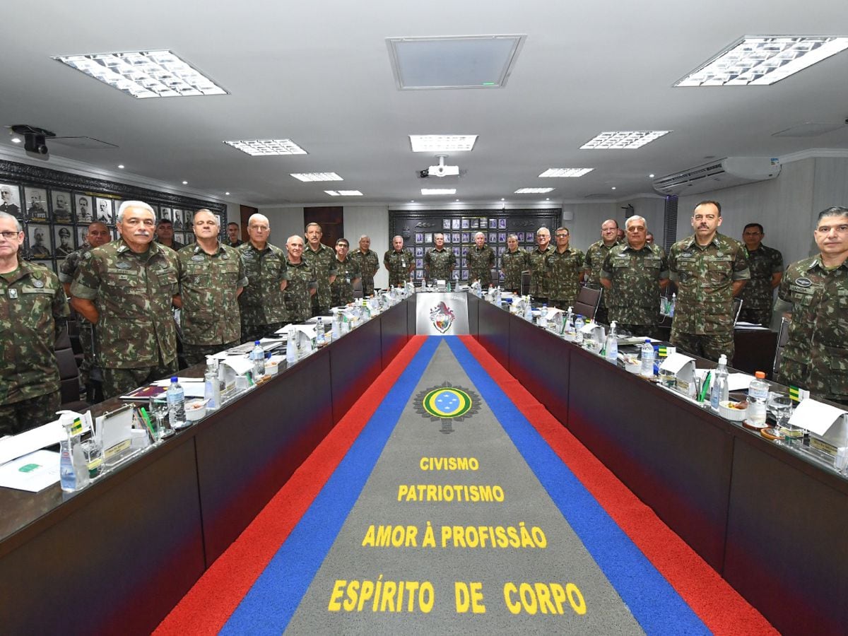 O Exercito Brasileiro em Sao Paulo envia mais de 400 militares para