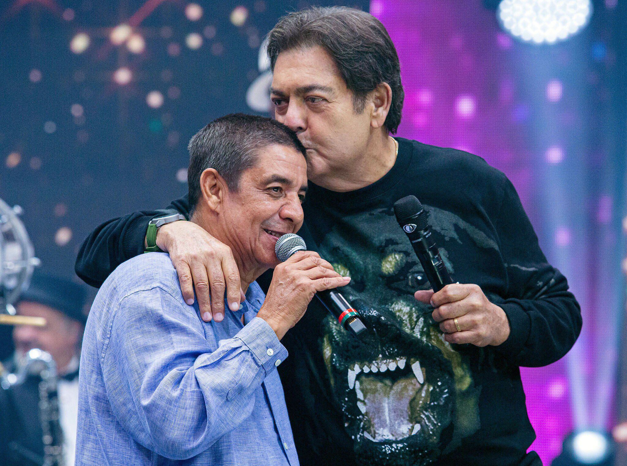 Zeca Camargo estreia game show na Band na hora do 'BBB 22