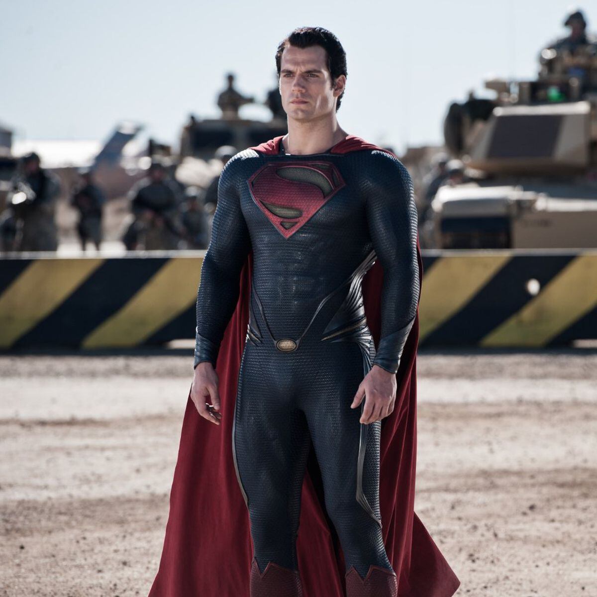 Henry Cavill anuncia que DC dispensou seu retorno como Superman em