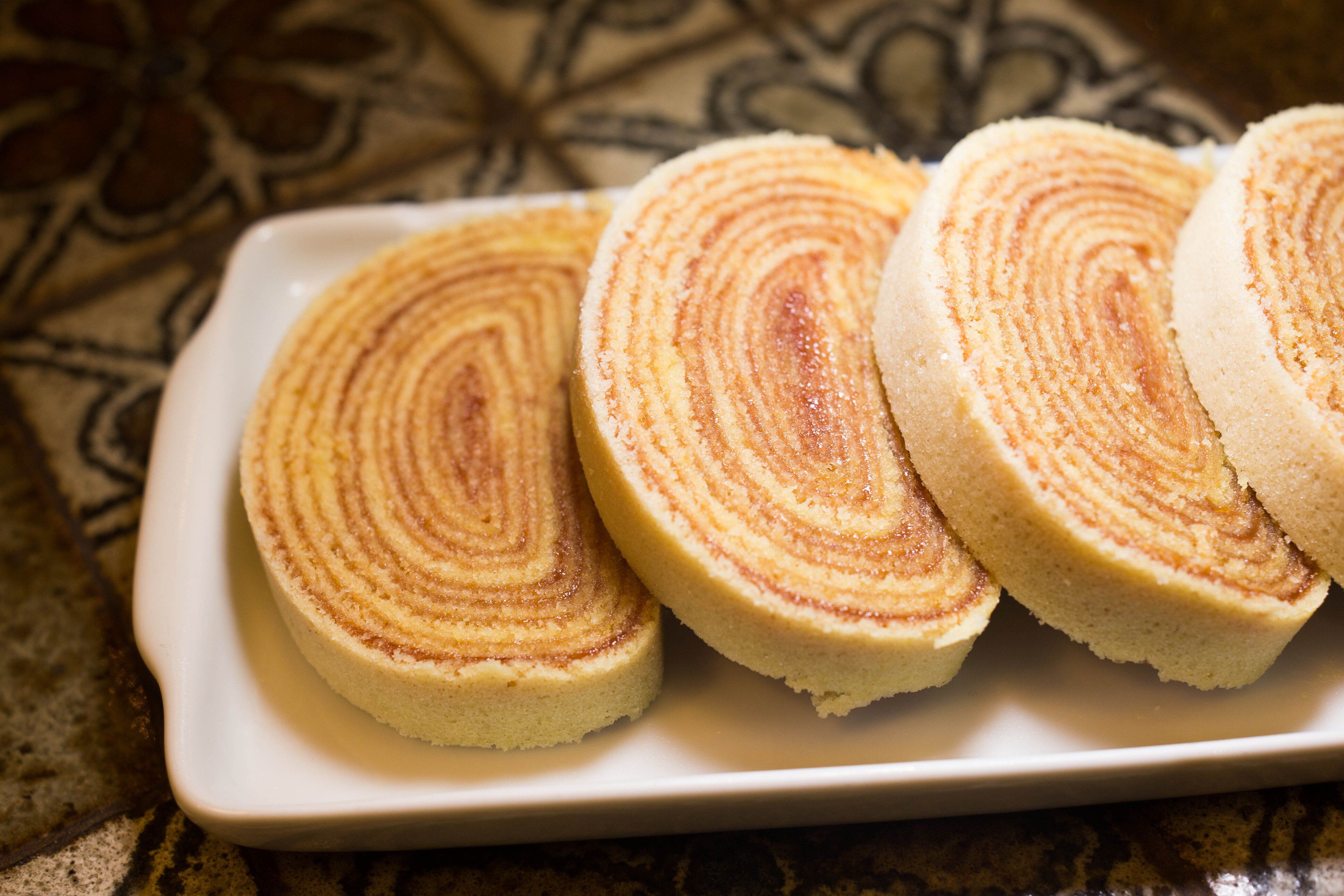 Como fazer bolo de rolo de goiabada - Na Cozinha da Helo