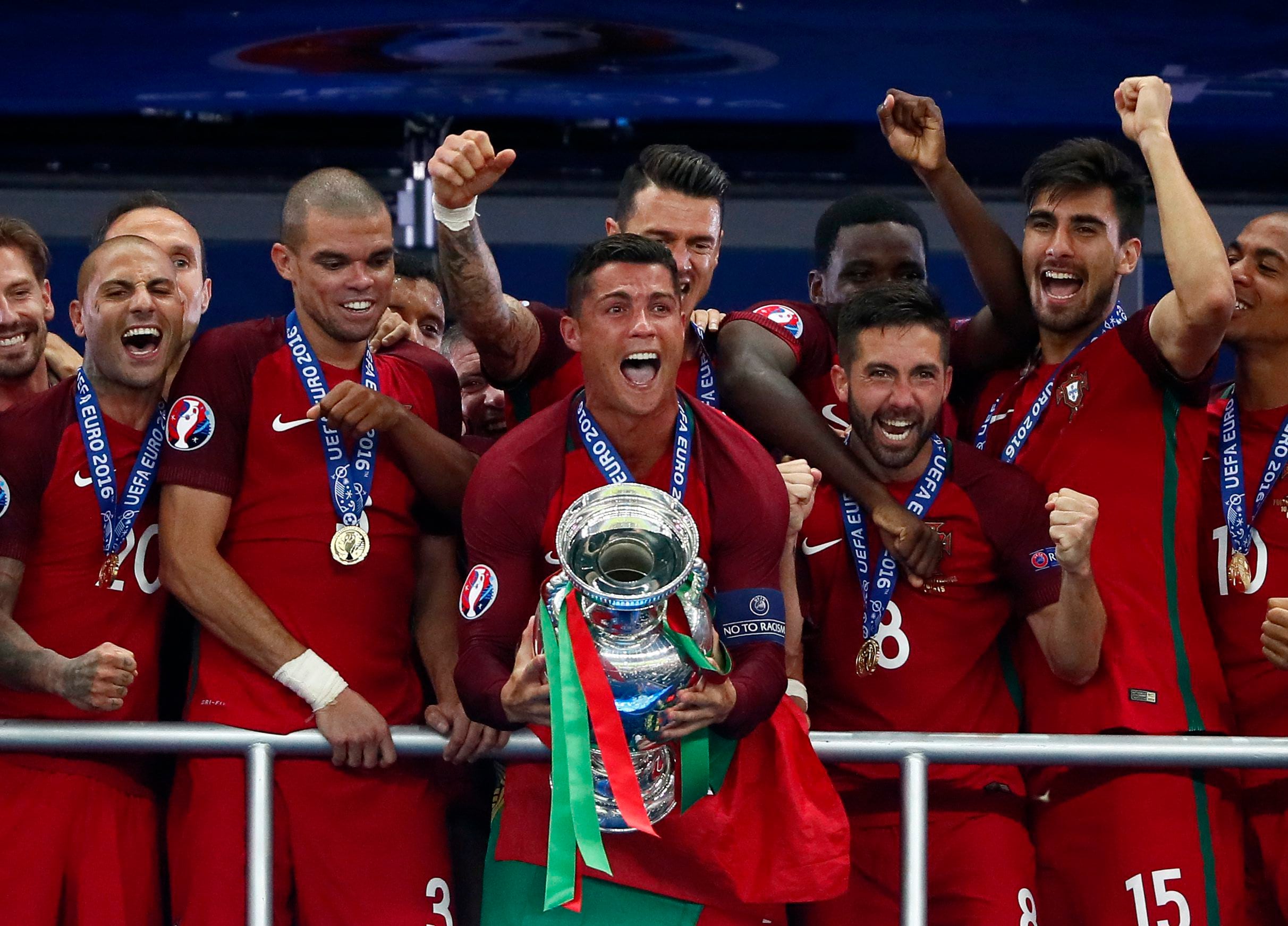 Portugal leva título da Euro com apenas uma vitória no tempo normal - 10/07/ 2016 - Esporte - Folha de S.Paulo