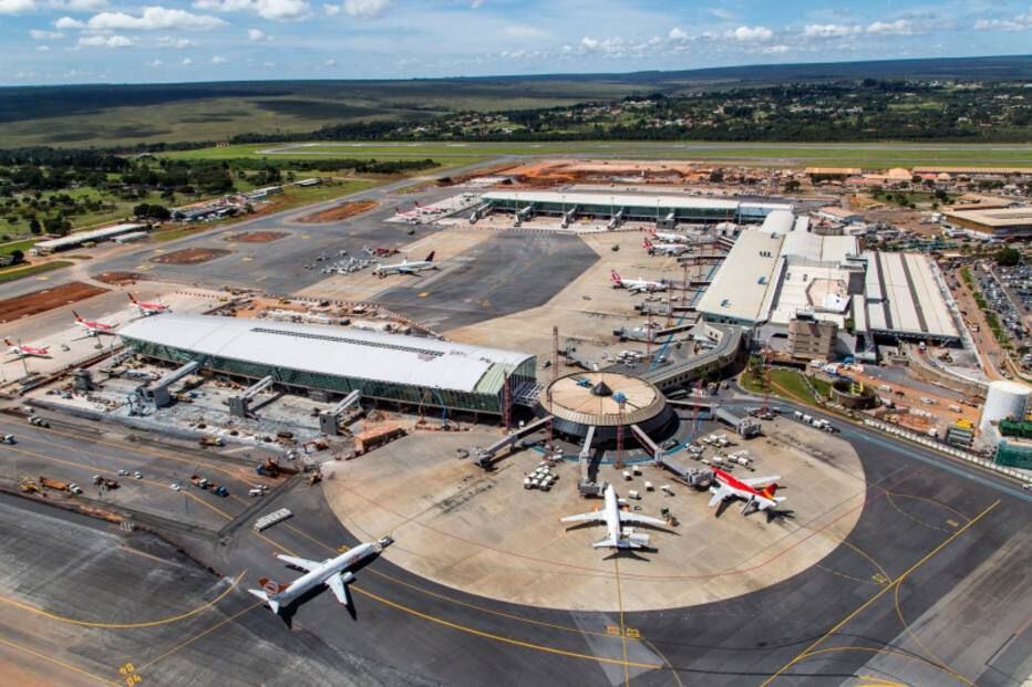 Bomba é deixada próximo ao Aeroporto de Brasília; veja vídeo - Nacional -  Estado de Minas