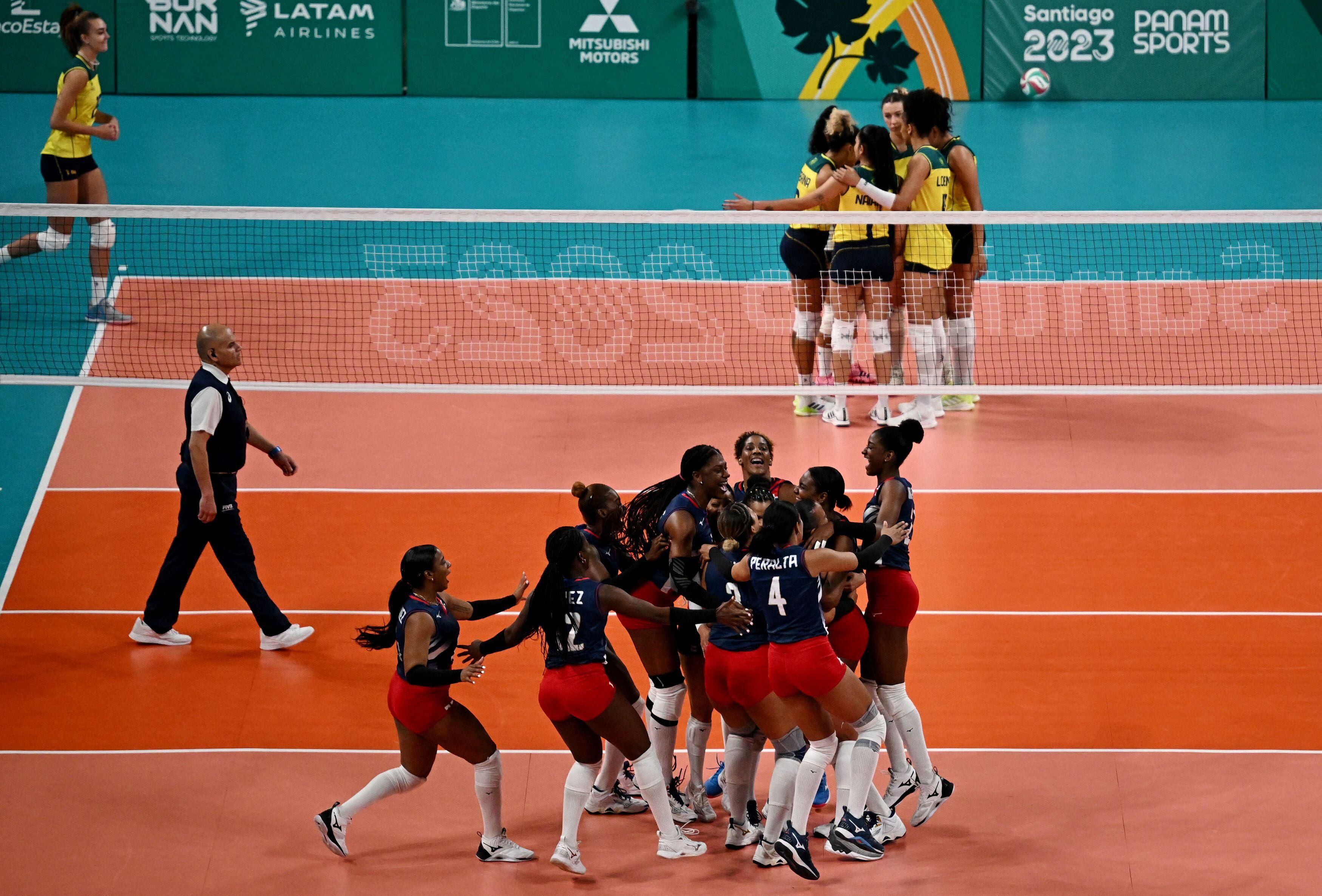 Seleção feminina de vôlei ganha a 3ª no Pan e vai à semifinal; Brasil é  bronze no esqui