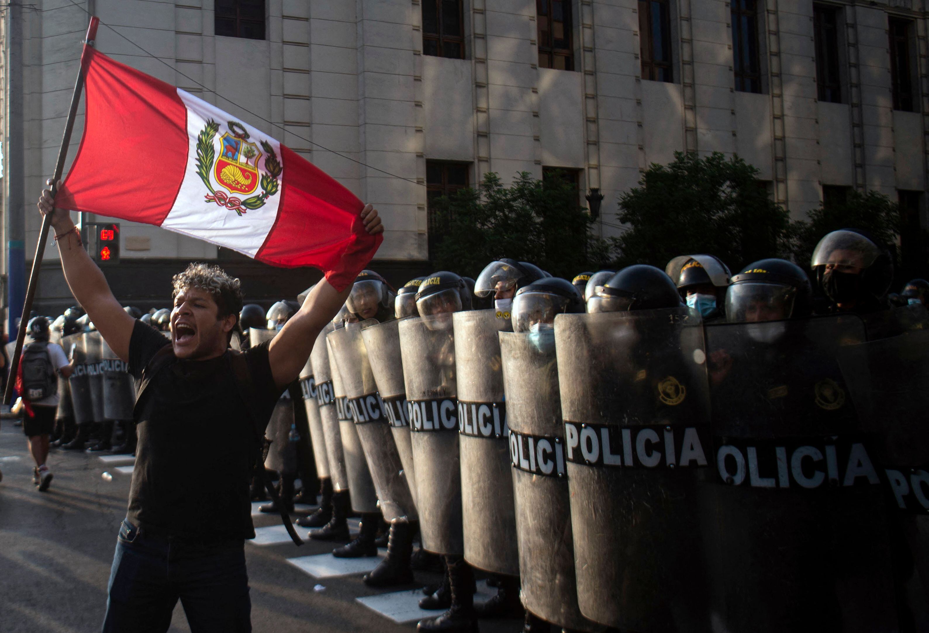 Entenda a atual crise no Peru que coloca presidente Castillo sob nova  pressão - Estadão