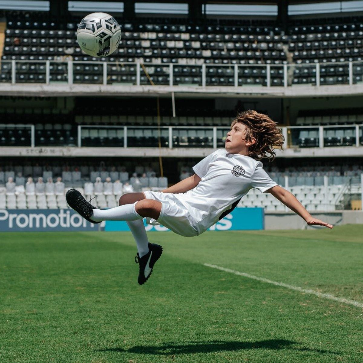 Pelé - Dribles, Gols e Lances do Rei do Futebol