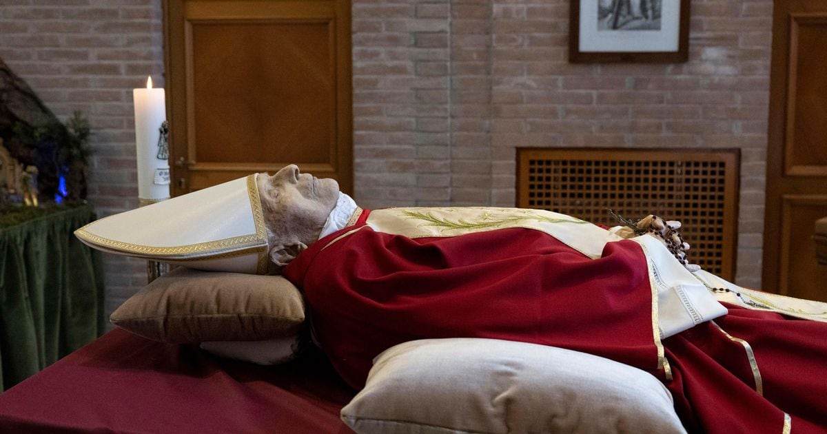 Benedict XVI dies: a nurse reveals the last words of the Pope Emeritus