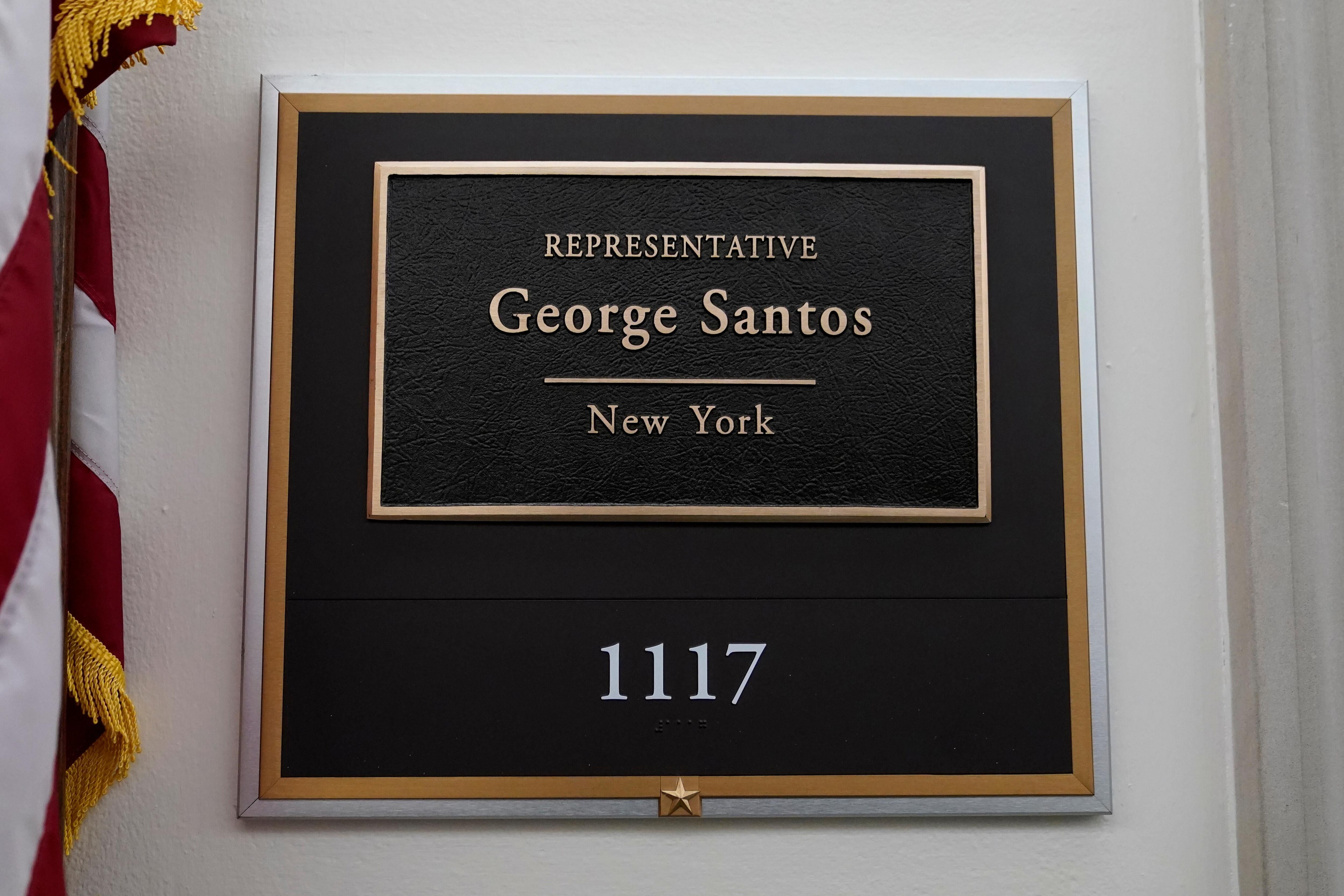 Mentiras de George Santos vieram à tona em estudo de vulnerabilidade feito  por republicanos