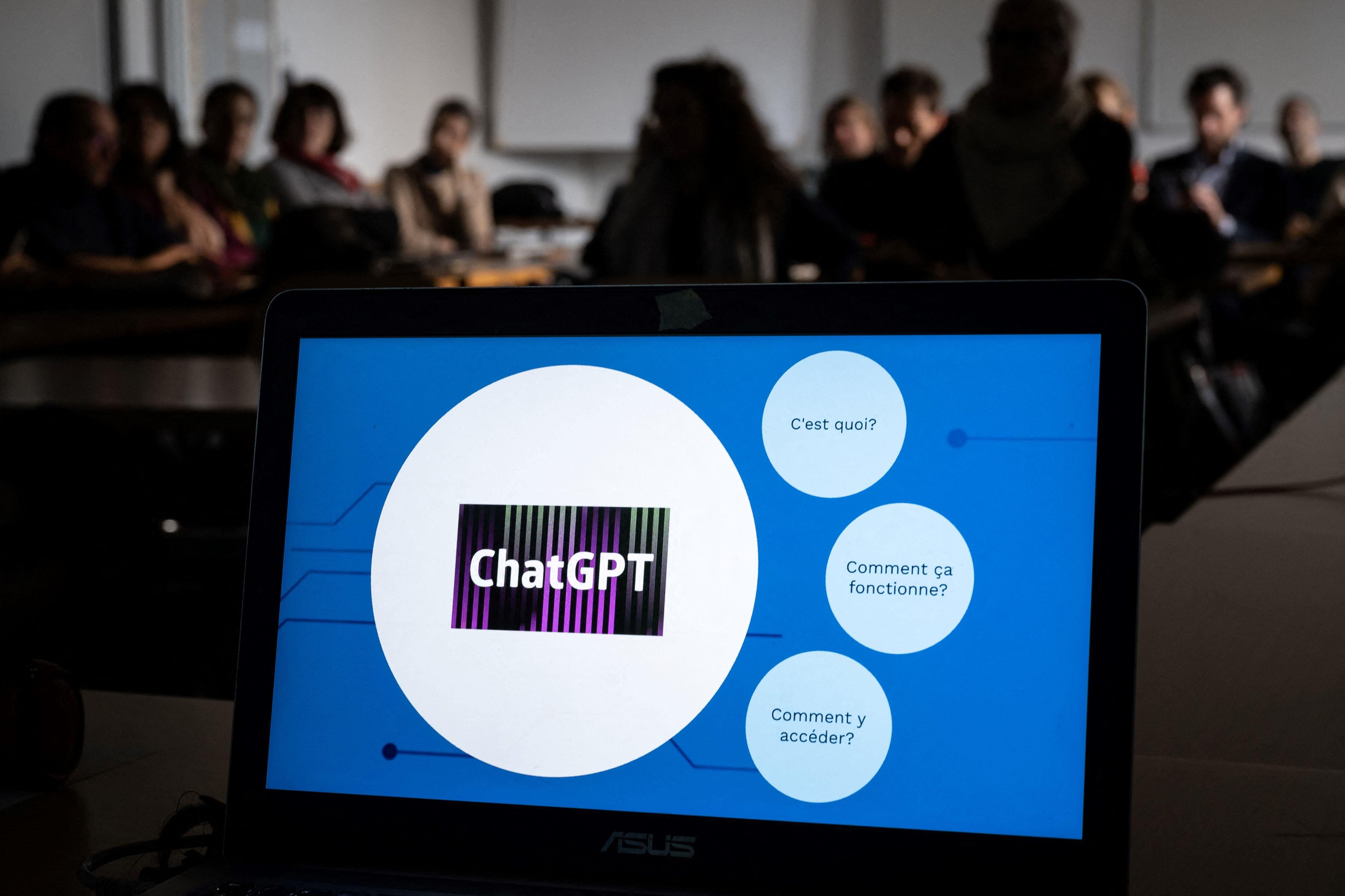 Nas escolas, o ChatGPT está substituindo a Wikipedia - NeoFeed