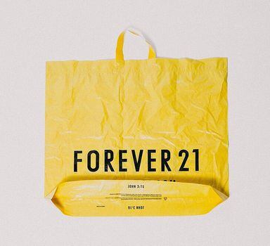 Forever 21 fecha todas as lojas no Brasil e faz queima de estoque - Vogue