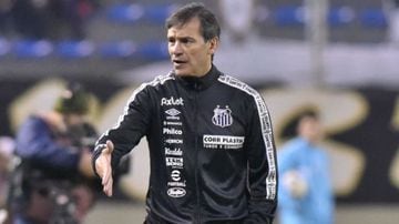 Cruzeiro anuncia a contratação do atacante Iván Angulo, do Palmeiras