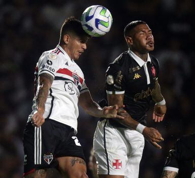 Flamengo 1 x 2 Corinthians  Campeonato Brasileiro: melhores momentos