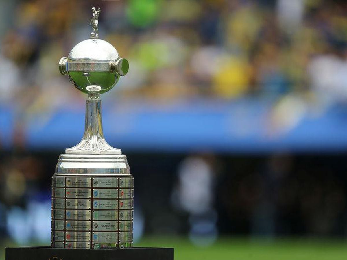 🏟️ De Pelé a Zico! Relembre as finais de Libertadores no