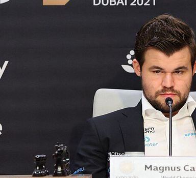 Xadrez: Magnus Carlsen, melhor jogador do mundo, é ausência na final do  Mundial - Estadão