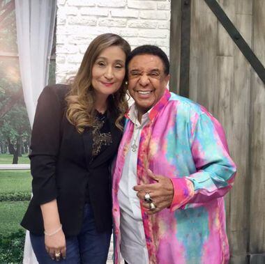 Agnaldo Timóteo e Sonia Abrão protagonizaram discussão no final dos anos 1980, mas viraram amigos, segundo apresentadora.