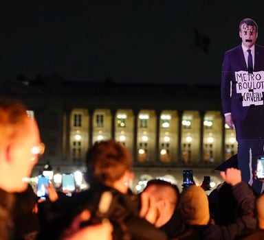 Manifestantes invadem empresas de luxo, como Louis Vuitton, em novos  protestos em Paris