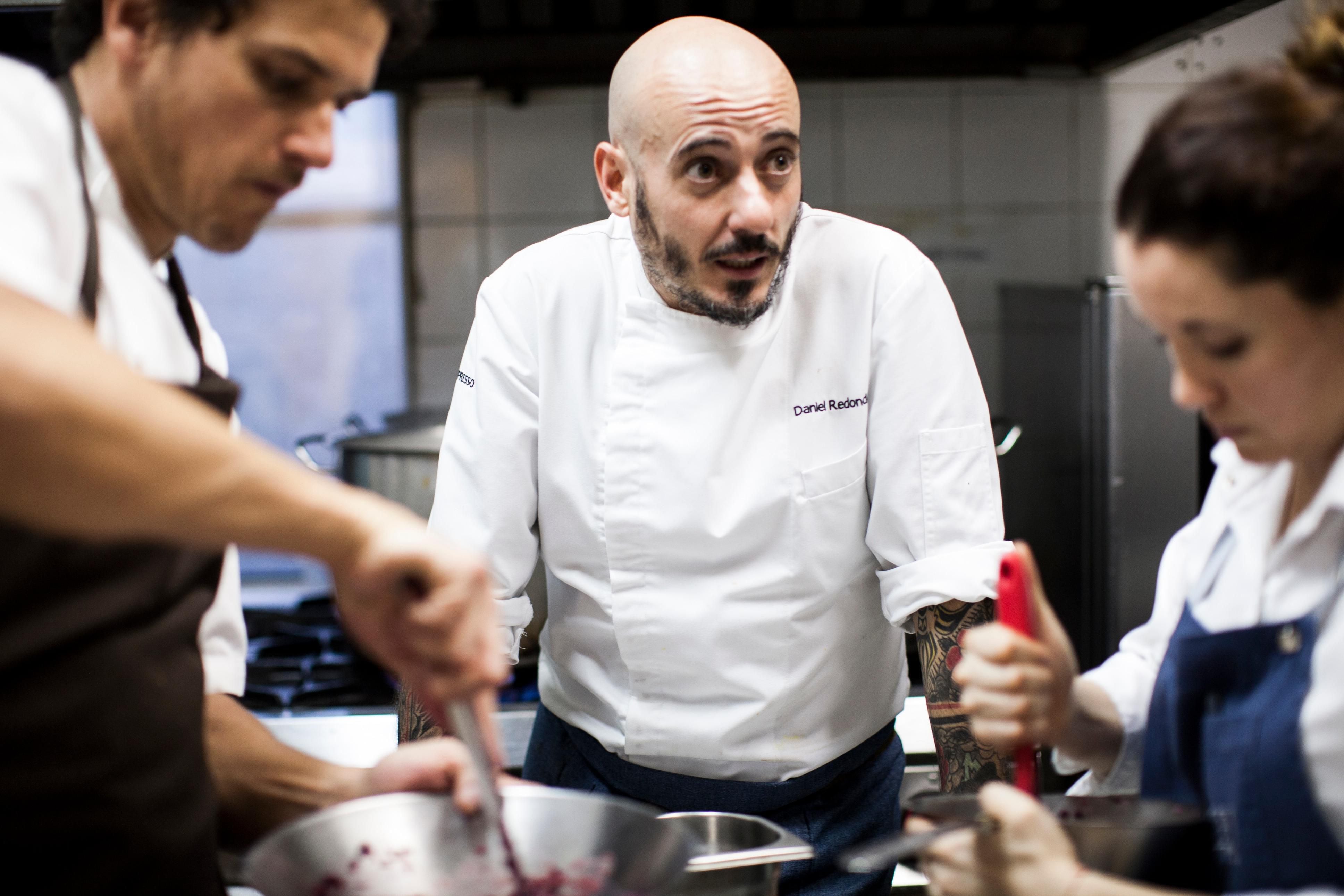 Talvez tenha sido o maior cozinheiro em solo brasileiro', diz crítico sobre  Daniel Redondo - Estadão