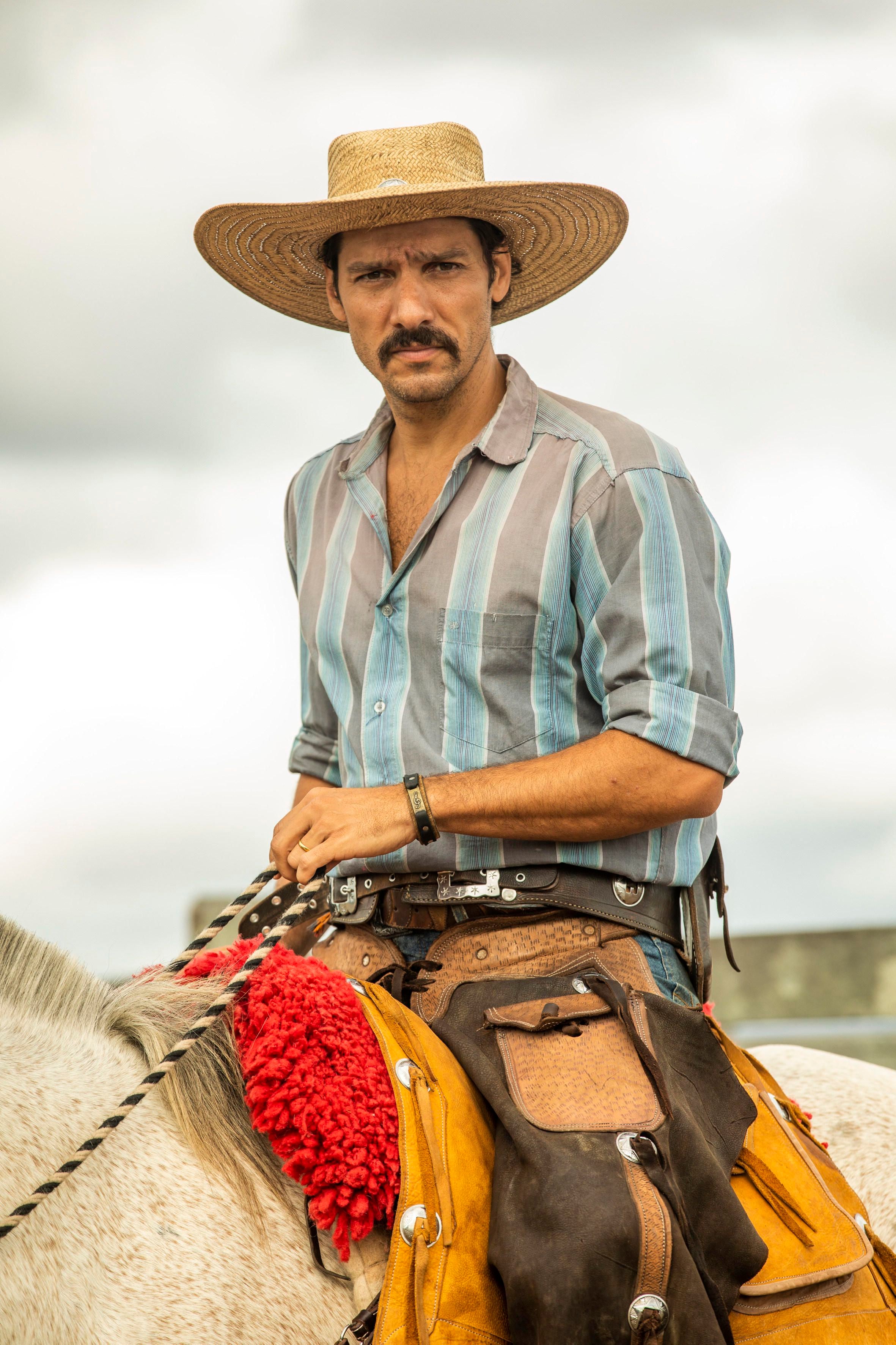 Mineiro Guito faz sucesso como o peão Tibério de 'Pantanal' - Cultura -  Estado de Minas