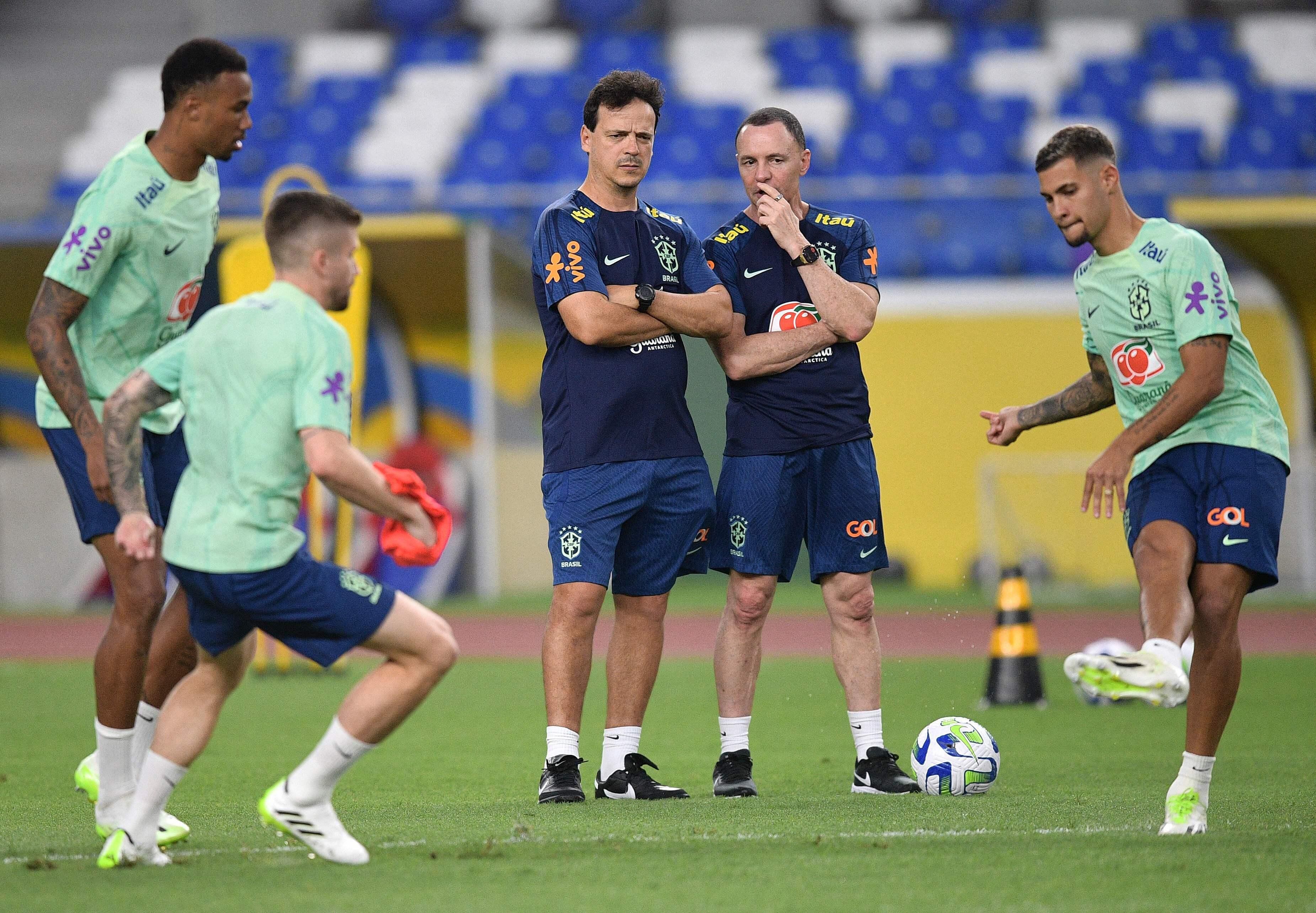 Jogo do Brasil no Mangueirão: técnico da Seleção Brasileira divulga lista  de jogadores convocados