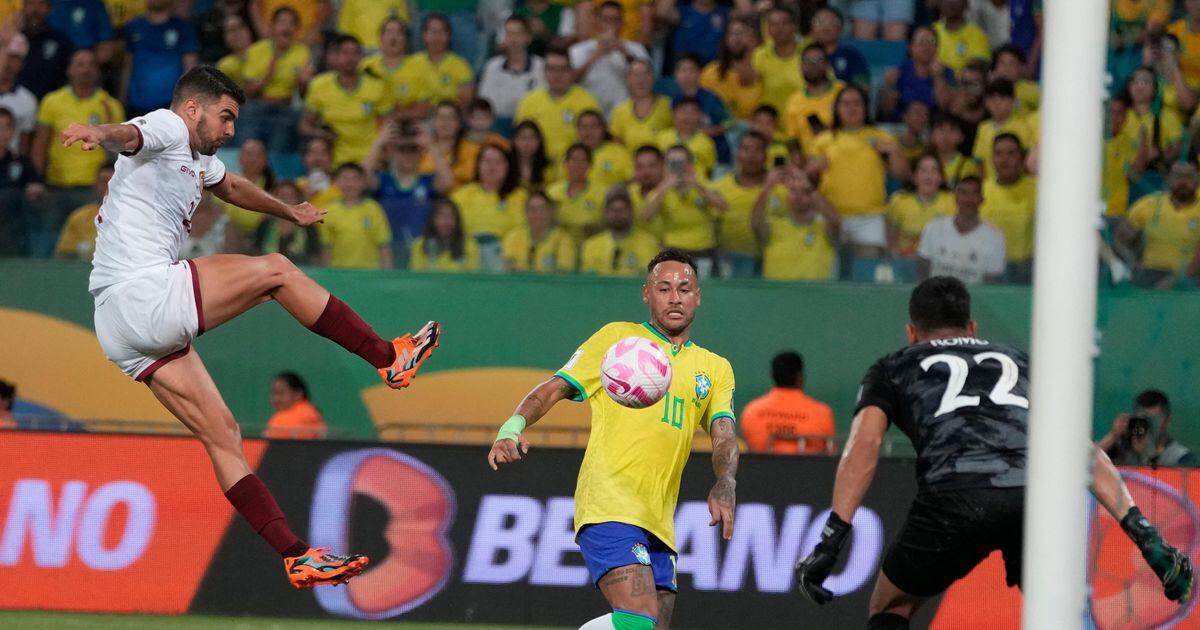 Futebol masculino: abertura tem susto do Brasil e tropeços de