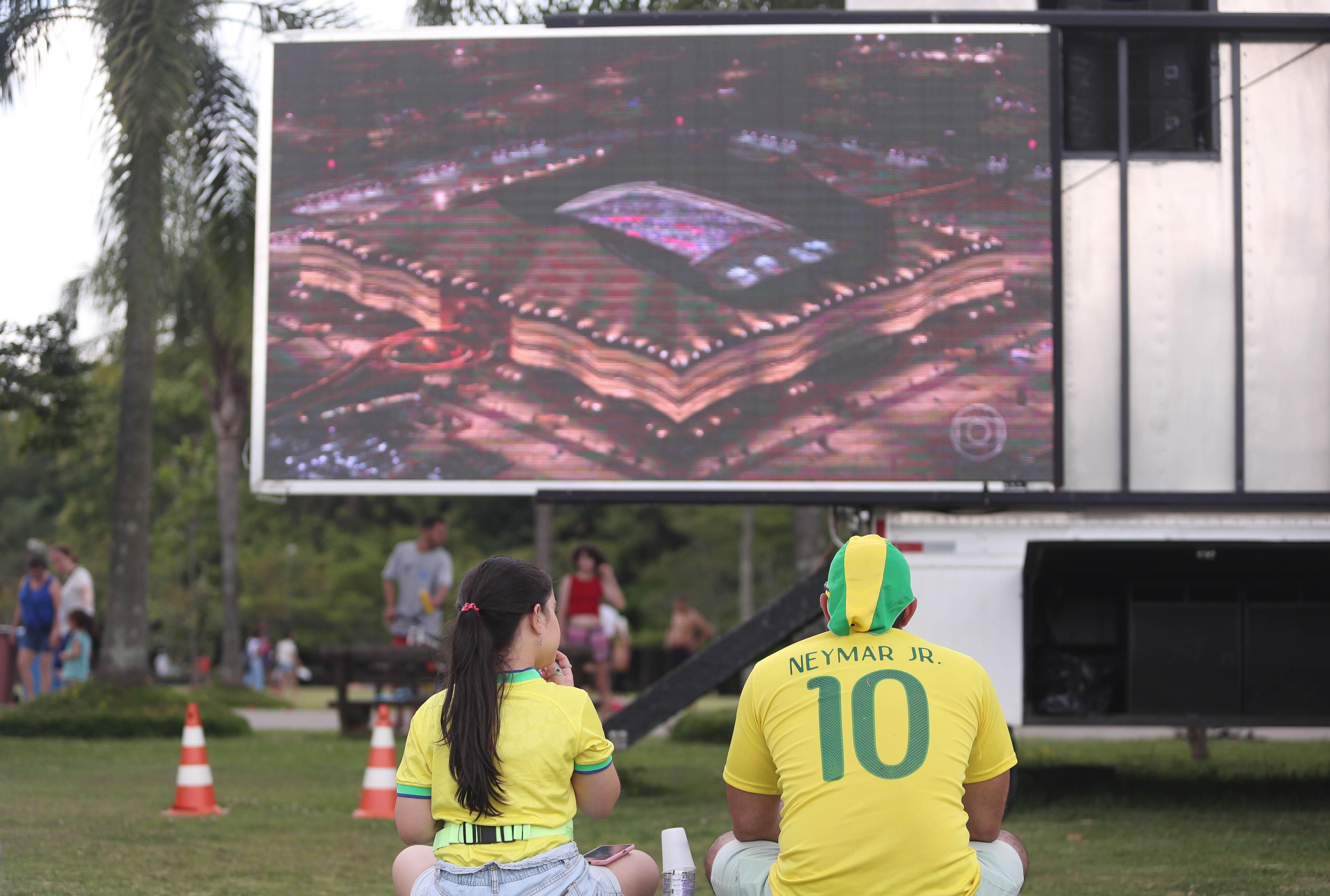 SEGUNDA-FEIRA EU NÃO VOU JOGAR A TOALHA (TELÃO) 