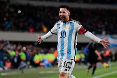 Messi, o maior jogador desde Pelé, mira 2026 Bi com a Argentina
