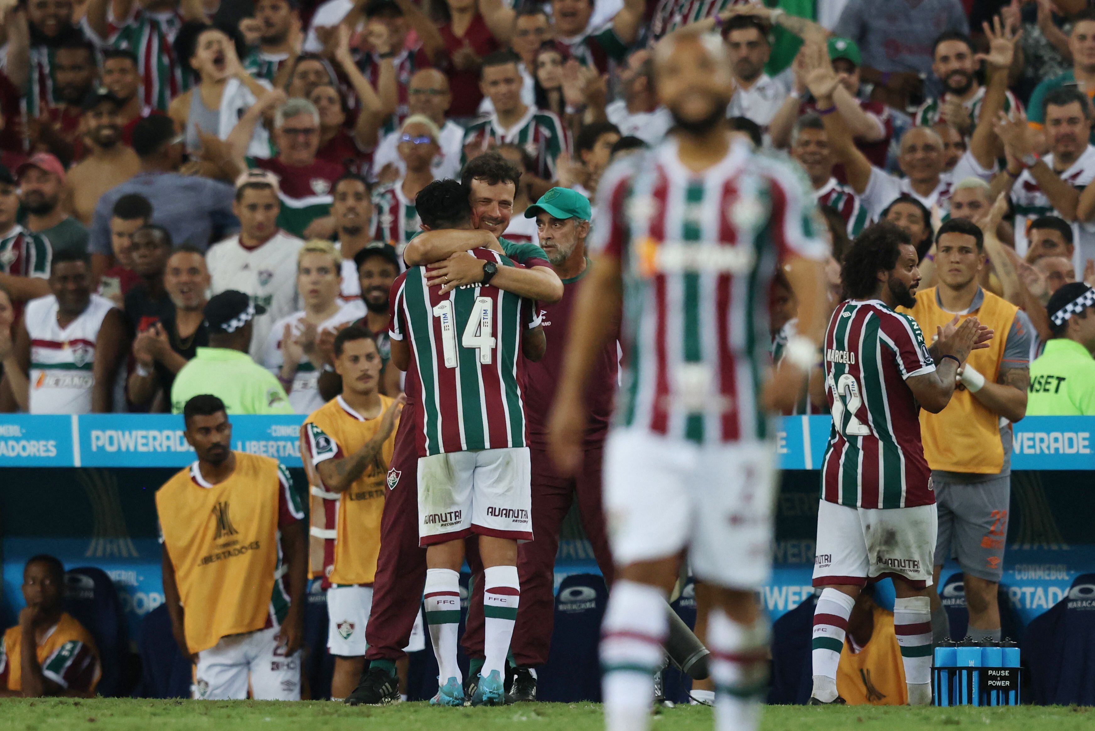 Fluminense vence Inter em primeiro jogo após anúncio de Diniz na Seleção;  técnico é vaiado