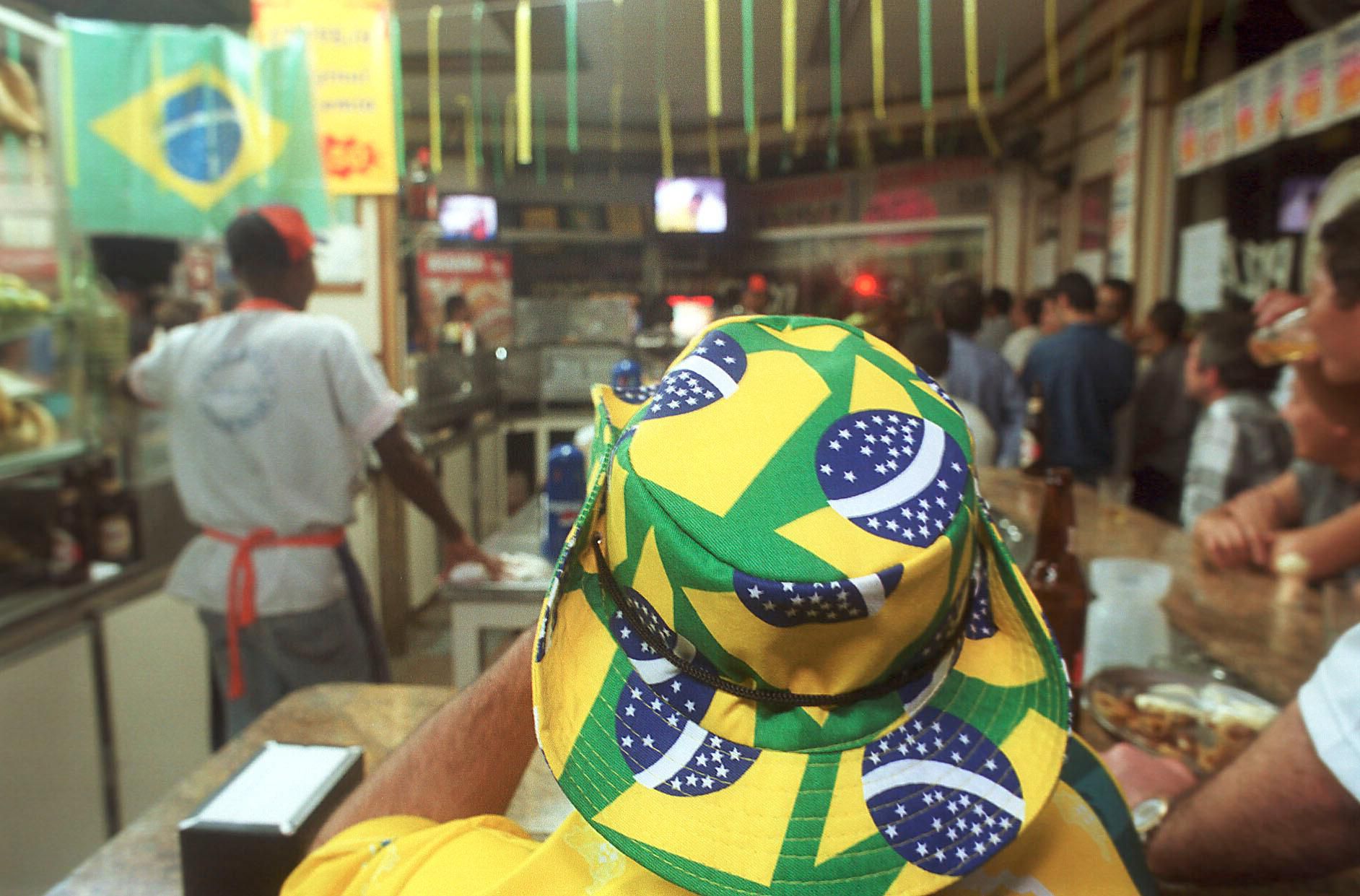 Poupatempo atende em horário diferenciado durante os jogos do Brasil na  Copa do Mundo, copa jogos do brasil 