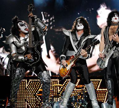 Gene Simmons, baixista do Kiss, teve mal-estar durante show em Manaus