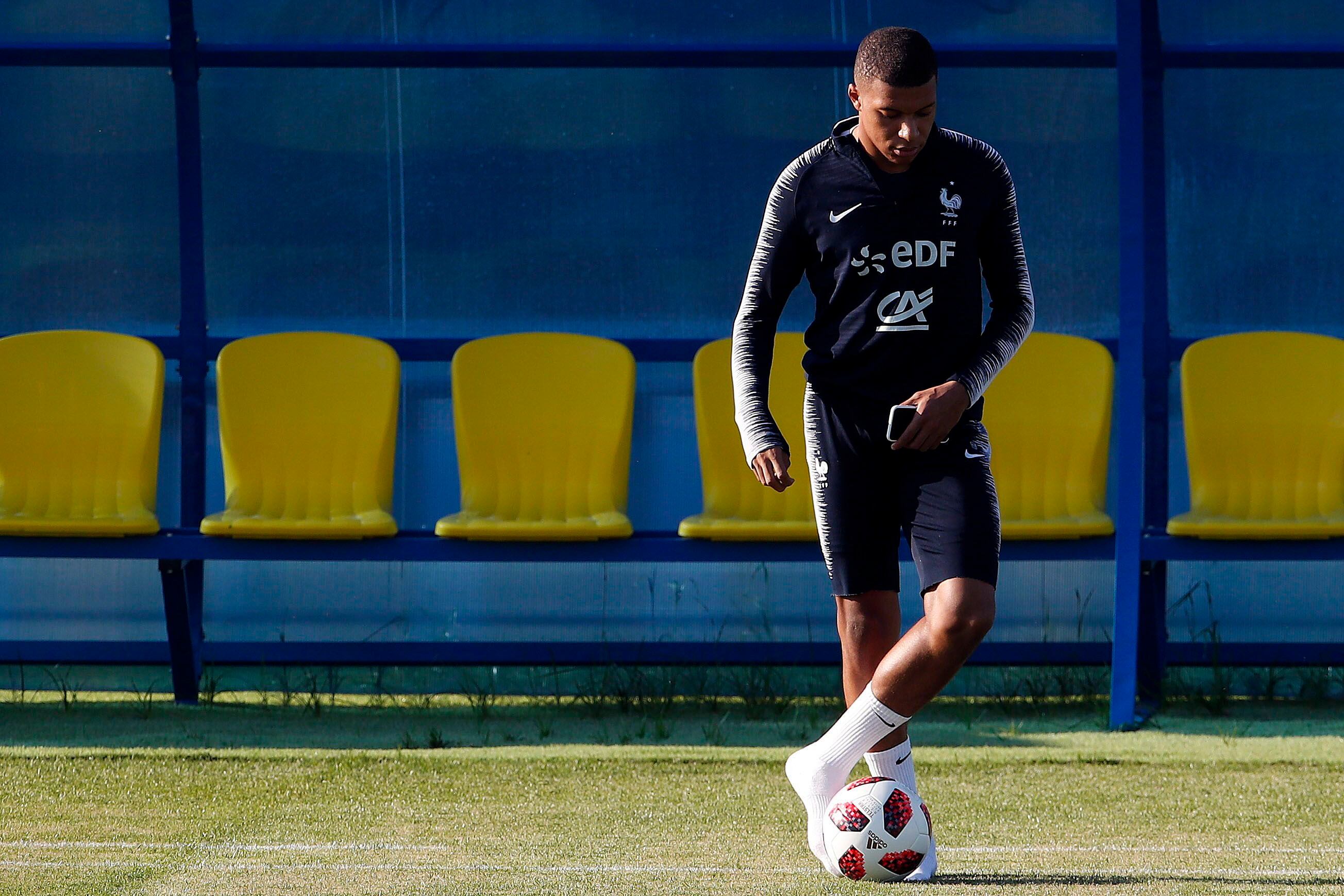 Modric é eleito o melhor jogador da Copa do Mundo; Mbappé é a revelação -  Estadão