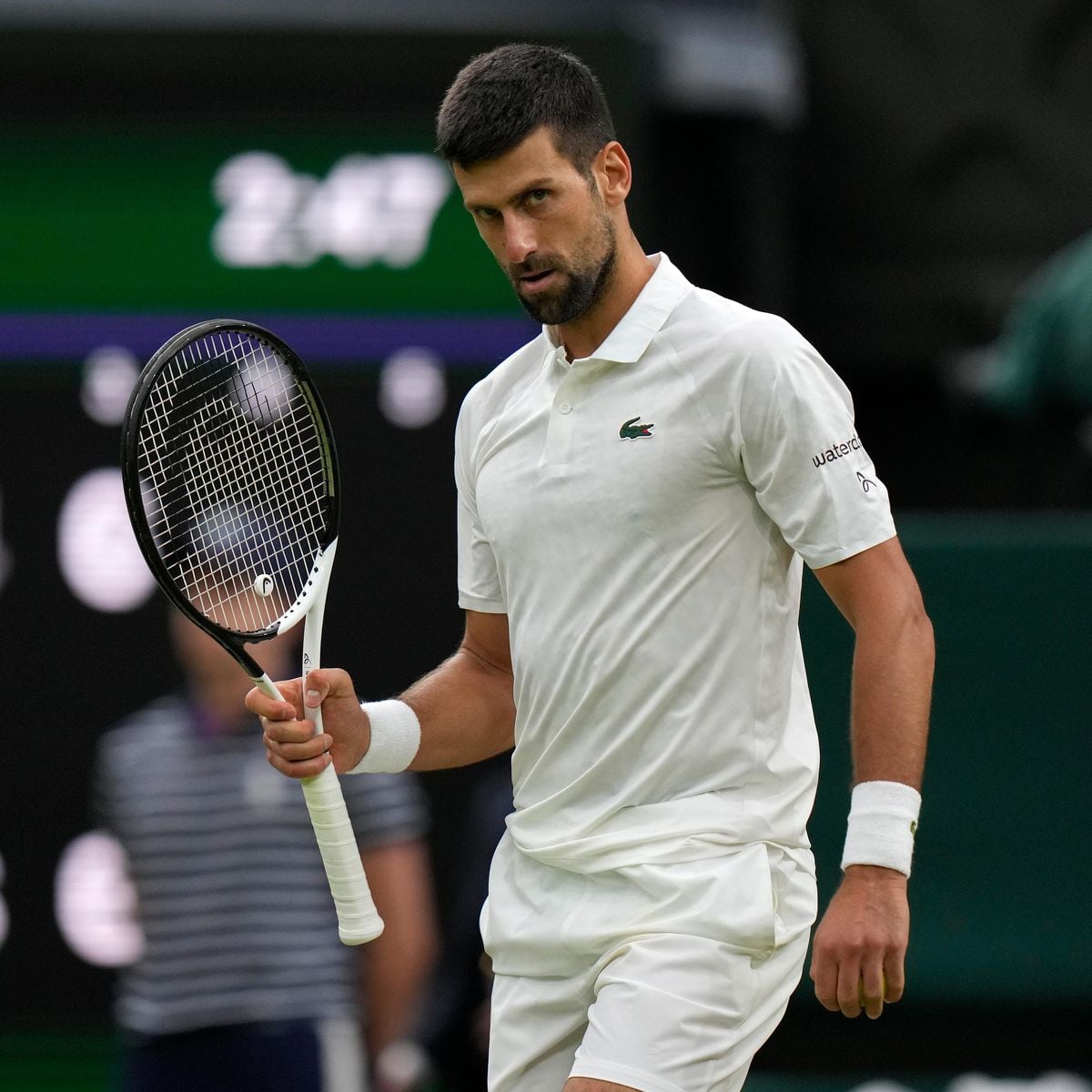 Djokovic bate Sinner, se garante na final e mira 8º título em Wimbledon