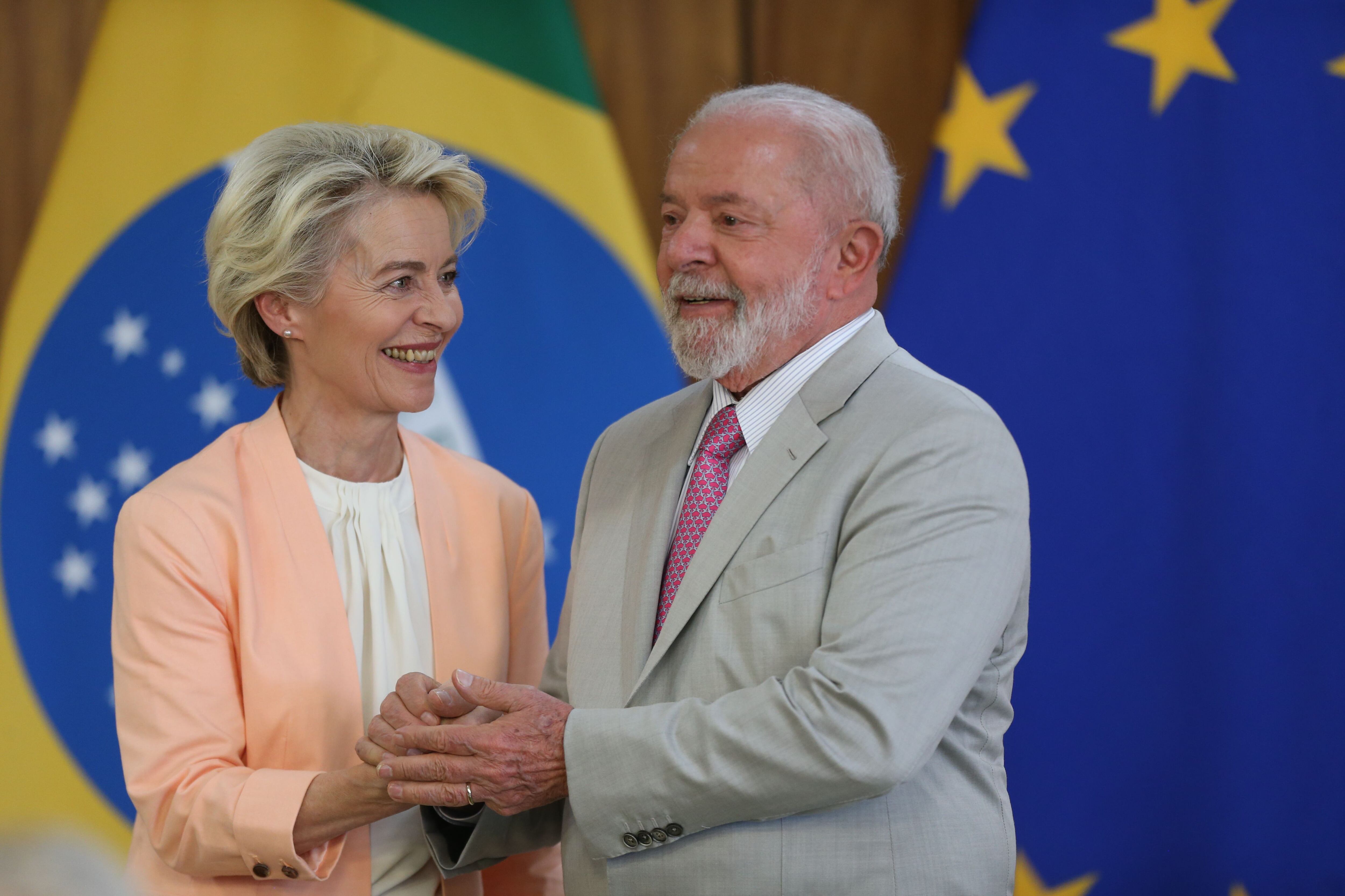 Lula assume presidência do Mercosul com promessa de destravar acordo com UE