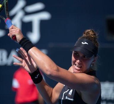 Bia Haddad vence e vai à semifinal do WTA Finals Elite na China, tênis